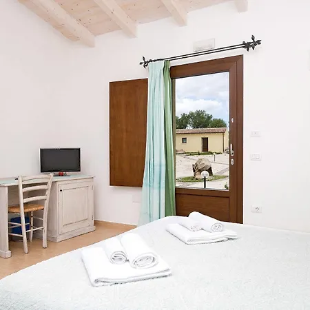 B&B Terra E Smeralda فندق مبيت وإفطار *