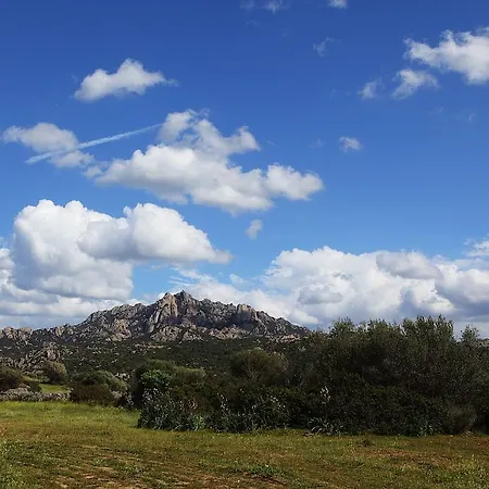 Terra E Smeralda Nocleg ze śniadaniem Arzachena