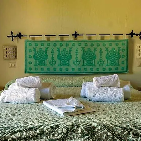B&B Terra E Smeralda Bed & Breakfast