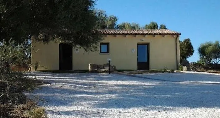 Terra E Smeralda Oda ve Kahvaltı 3*